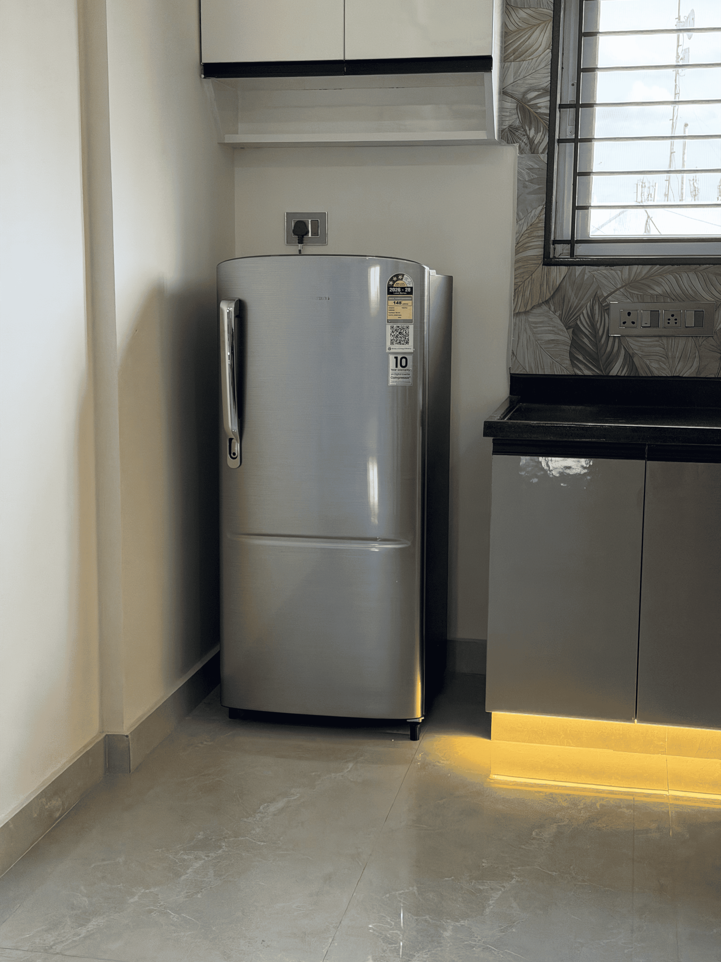 Wardrobe With Locker